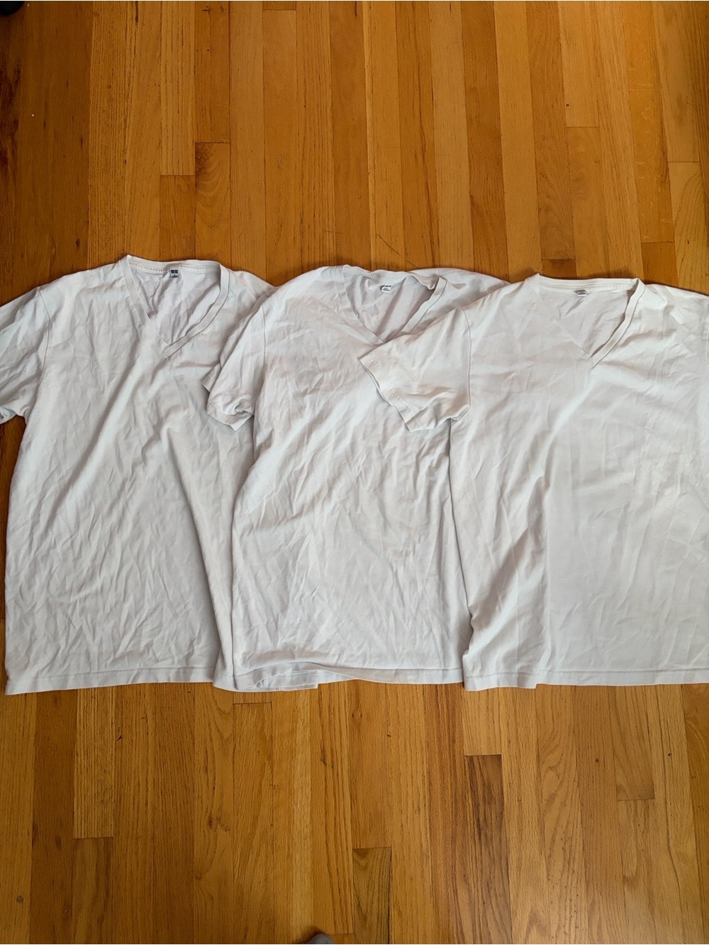 Uniqlo men’s undershirt size large